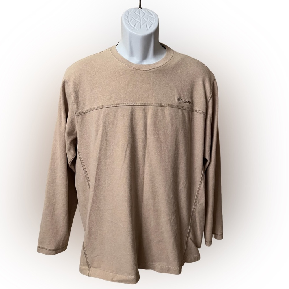 COLUMBIA long sleeve shirt. Size M. Very soft and comfortable. Gently wo…